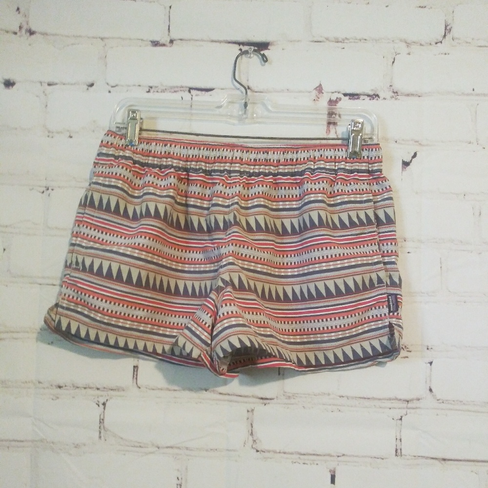 Patagonia (M) Aztec Patterned Shorts